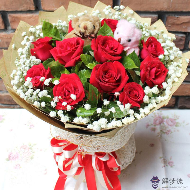 買什麼生日禮物給女朋友：送什麼生日禮物給女生好