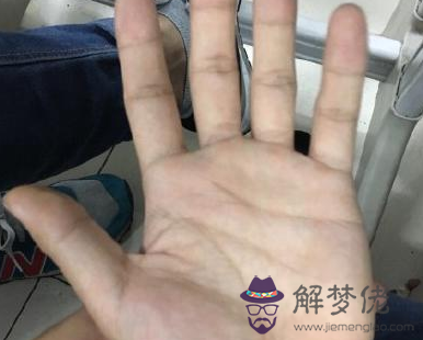 算卦說的結婚年齡準嗎：算命算最好婚姻年齡可信不？