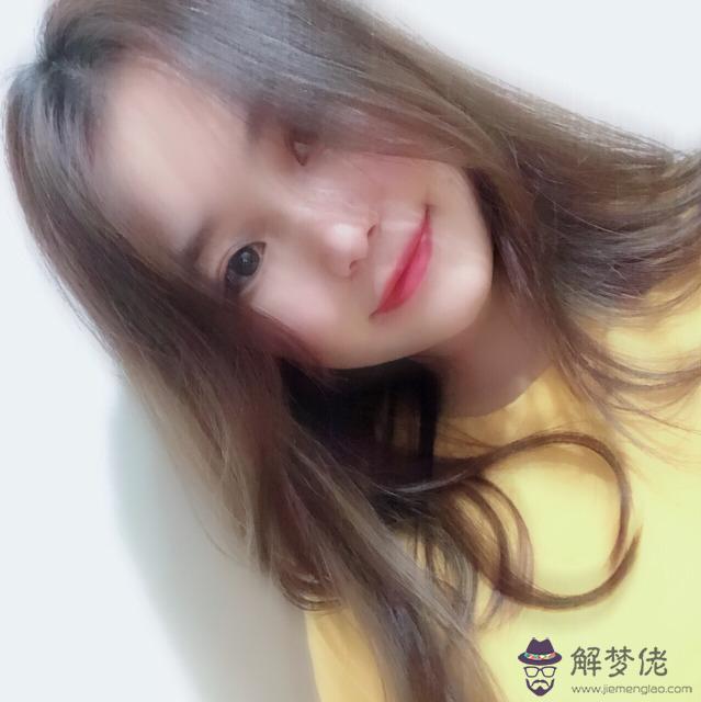 優衣庫八字鏤空