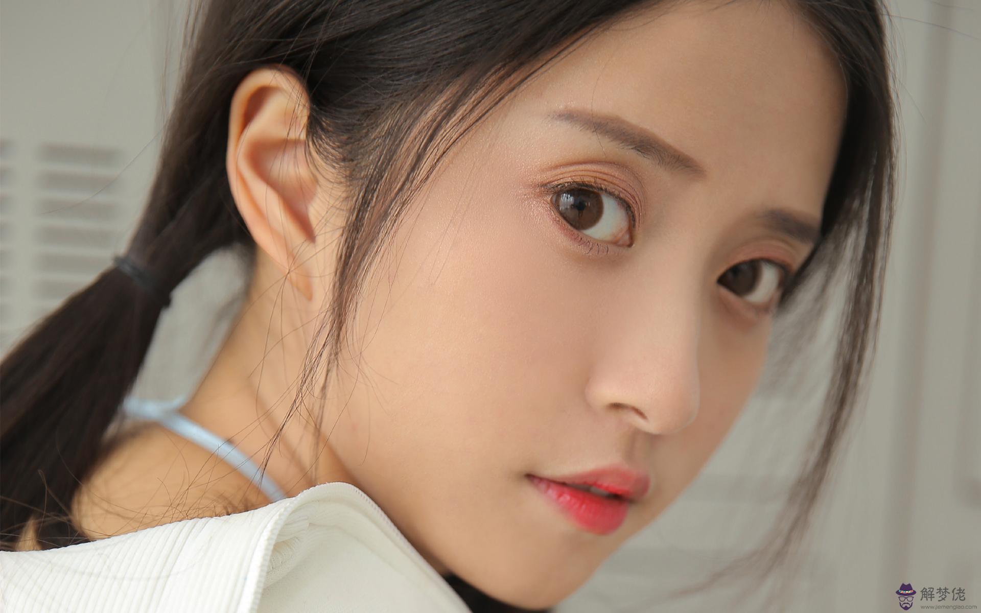 女性八字正財偏財都有：女孩八字中，兩正財，兩偏財什麼意思？