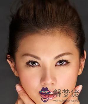 八字全陽的女人：命帶人中三奇的武則天