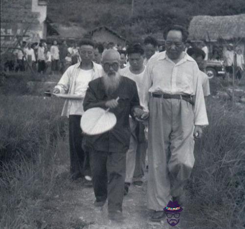 八字怎麼看祖墳：辛酉日柱辰月合名揚四海什麼意思
