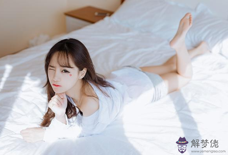 八字火旺女人漂亮