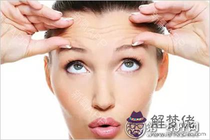 眉間八字紋的女人：兩眉之間有八字紋好嗎