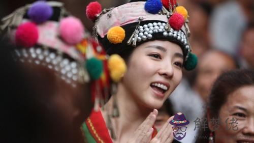 奉子成婚的八字：千億婚寵豪娶豪門夫人