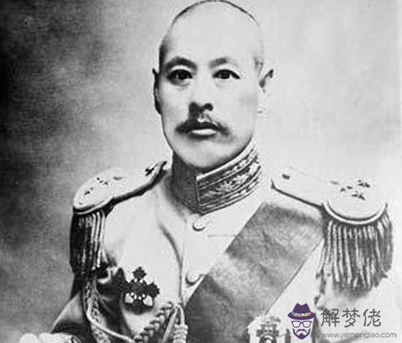 八字命理中分析自己是不是主要看日柱？有沒有案例可以給講解一下，謝謝！