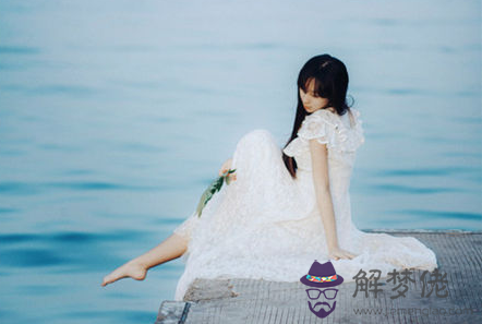 閏月出生的孩子命硬屬雞：閏月出生的孩子命硬嗎？生日怎麼過？