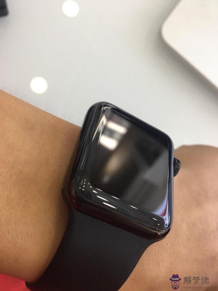 iwatch和手機怎麼配對