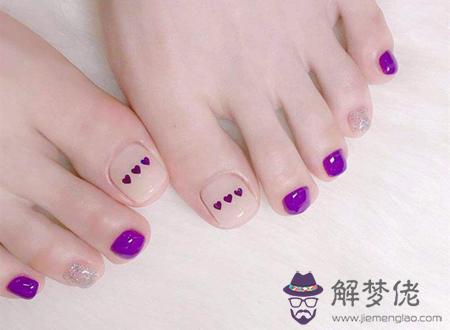 女人右腳底長痣好不好
