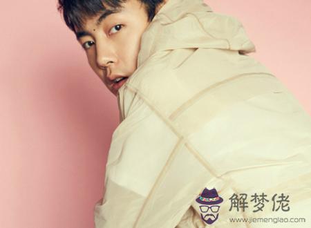 男人眉心有痣代表什麼