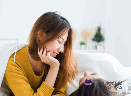女人眉毛有痣代表什麼