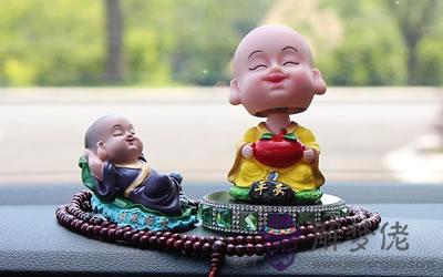 汽車招財(cái)擺件介紹 汽車上可以放什么(圖文)