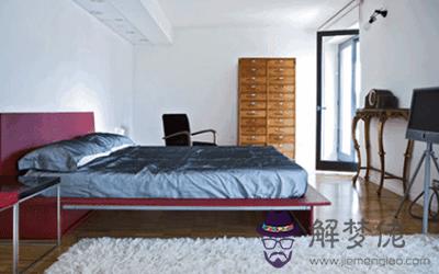 將床擺放在橫梁下方有什么風水問題？(圖文)