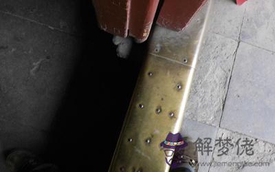 家中庭院門檻高有什么風水講究嗎？(圖文)