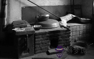 灶臺如果正對臥室門會影響運勢嗎?(圖文)