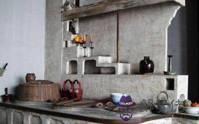 灶臺如果正對臥室門會影響運勢嗎?(圖文)