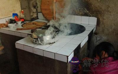 灶臺如果正對廚房門會影響家庭運勢嗎?(圖文)