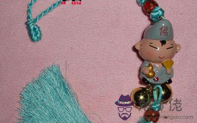 破損的車飾繼續掛在車上好嗎?(圖文)