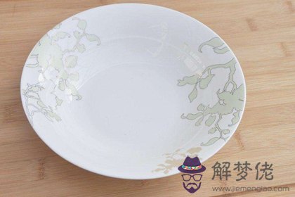 經常生病破財 裝菜的盤子你用對了嗎(圖文)