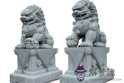 家居大門石獅子擺件的蘊意(圖文)