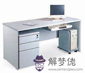 04647f229cd11b40-e79b813cef695949-fd836baaa1e152e349263242b9592a4d_i.jpg