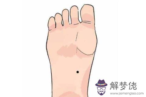 左腳腳底有痣的人好不好