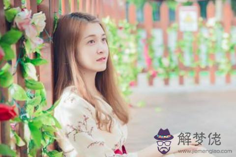 嘴巴小的男女人運勢如何