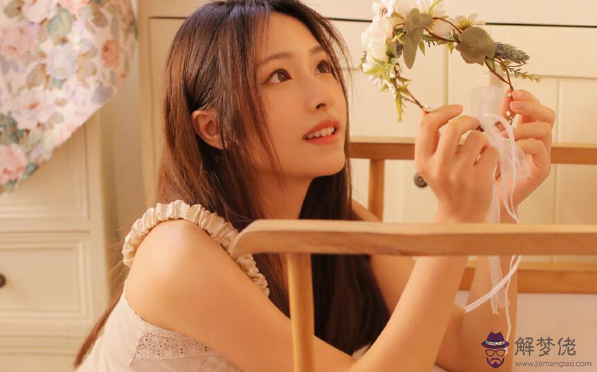 女人鼻子高挺的面相吉利還是扁塌的鼻子面相？(圖文)