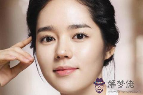 塌鼻面相的女人的命運是好還是壞?