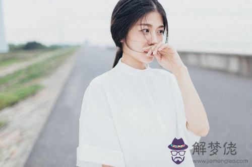 女人眉毛有痣代表什麼？這種面相好不好？(圖文)