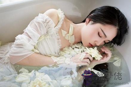眉毛間距窄的女人面相好不好？女人什麼樣的面相好？(圖文)