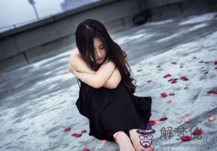 有鳳眼紋的女人命苦