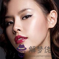 女人下巴突出的面相好不好,下巴尖的女人會克夫嗎(圖文)