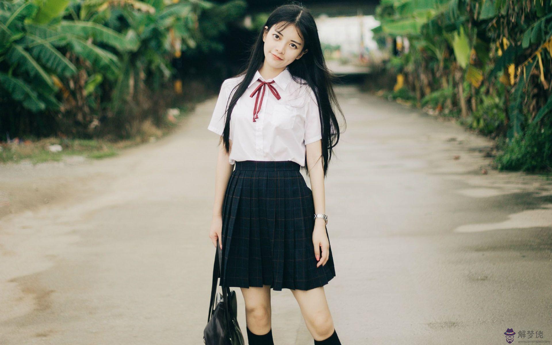 女人大腿有痣好嗎？女人大腿內側長痣有什麼含義？(圖文)