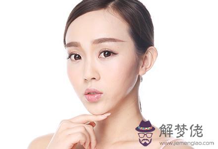 女人下巴很尖是種什麼樣的面相,雙下巴有什麼特點(圖文)