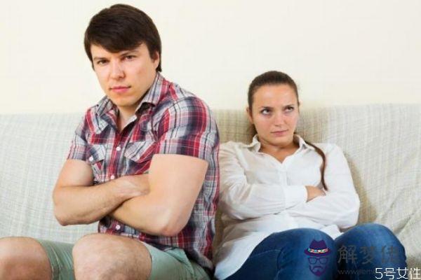 老婆開始厭煩你的表現 如何分辨老婆是不是厭煩你了 老婆開始厭煩你的表現 如何分辨老婆是不是厭煩你了