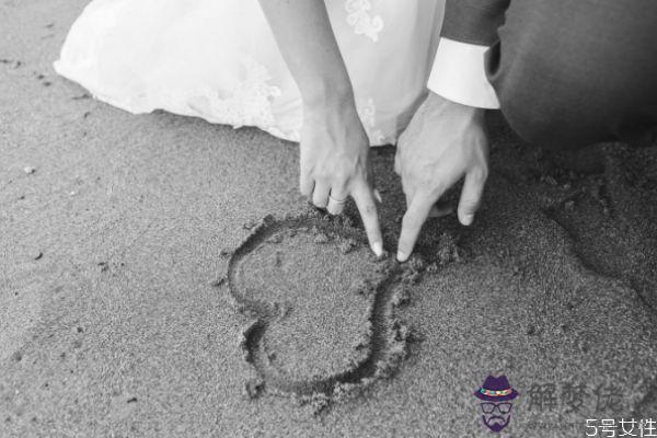 女人懷孕時老公出軌怎麼辦 懷孕期間發現丈夫出軌 女人懷孕時老公出軌怎麼辦 懷孕期間發現丈夫出軌