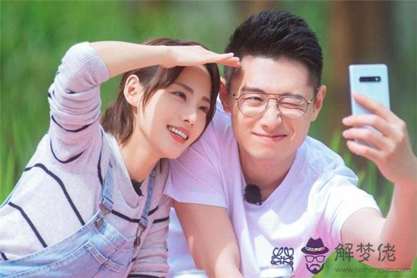 異地夫妻每天都需要聊天嗎 異地夫妻每天都聊些什麼 異地夫妻每天都需要聊天嗎 異地夫妻每天都聊些什麼