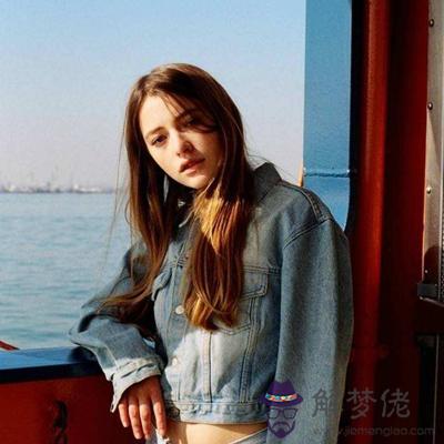 歲末你身邊貴人多OR小人多?