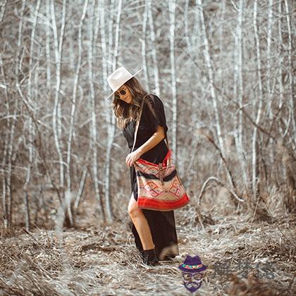 測測你有多容易被男人推倒，速來！