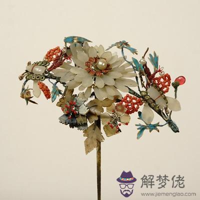 測測你的專屬幸運首飾是啥？