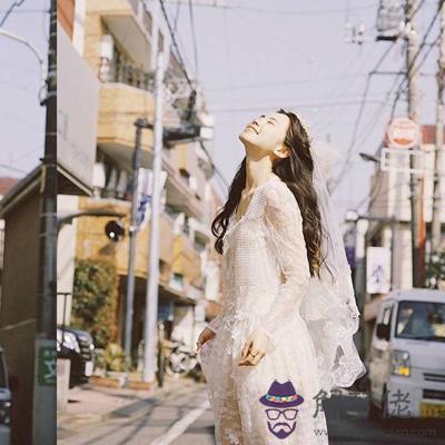 當下這月你的桃花開得旺嗎？