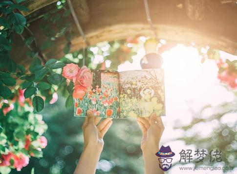 時間的刻刀抹去了你幾分少女心？