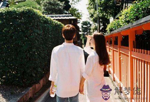 天氣漸冷,你能遇見一個溫暖的人嗎?