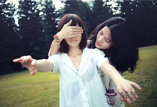 你會在大學里交到幾個阻礙你的損友？