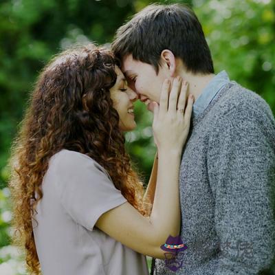 當你深愛一個人時會愿意倒貼嗎