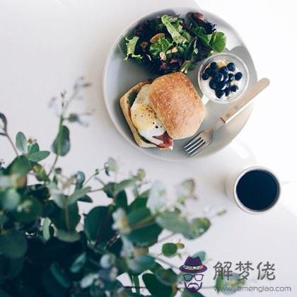 會是什麼致使你需要靠花唄續命?