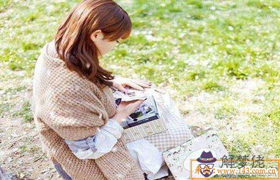 偏印格六神旺度女命