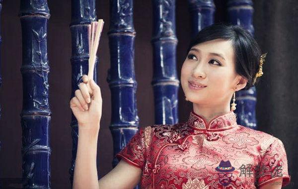 七殺多的女命