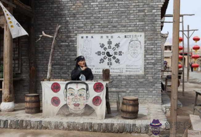 算卦術中怎麼夸人，一招識別算卦營銷術